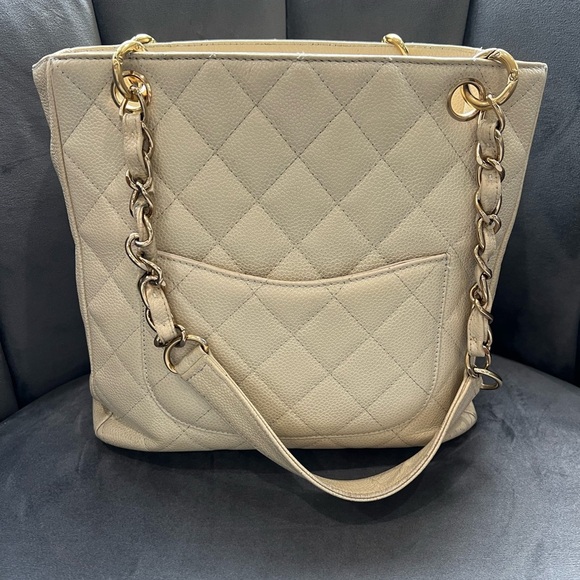 Sold-CHANEL Caviar Quilted Petite Shopping Tote PST - Picture 12 of 16